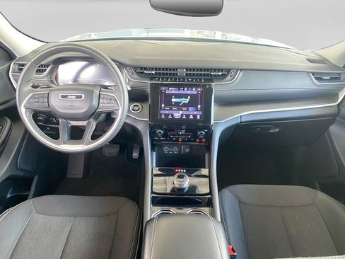 Used 2023 Jeep Grand Cherokee L Laredo RWD image 14