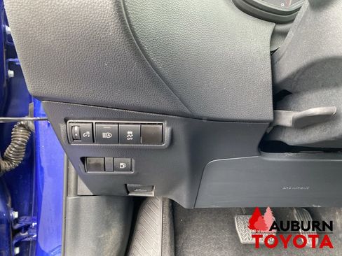 Used 2024 Toyota Corolla Cross AWD Hybrid image 33