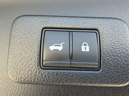 Used 2023 Nissan Armada SL w/ Midnight Edition Package RWD image 26