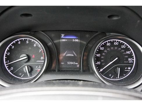 Used 2023 Toyota Camry SE FWD image 18