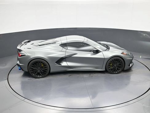 Used 2024 Chevrolet Corvette Stingray Preferred Cpe w/ Z51 Performance Package RWD image 23
