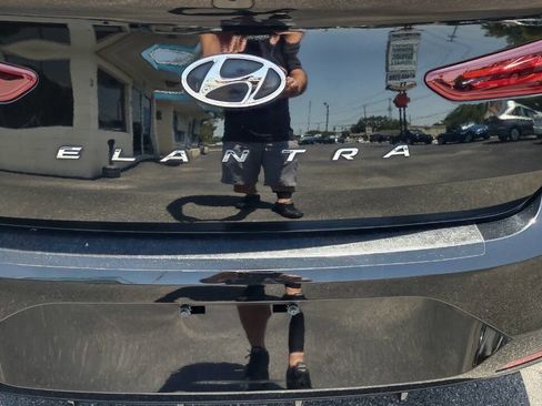 Used 2019 Hyundai Elantra SEL w/ Cargo Package image 36