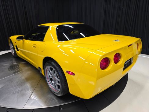Used 2003 Chevrolet Corvette Z06 w/ Memory Package, 3 Drivers RWD image 53