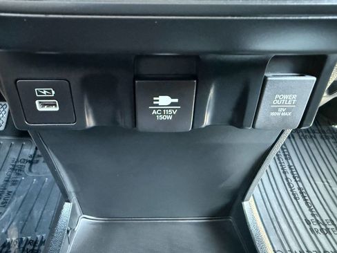 Used 2024 Honda Odyssey Elite image 53
