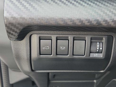 Certified 2025 Subaru Ascent Premium AWD/4WD image 24
