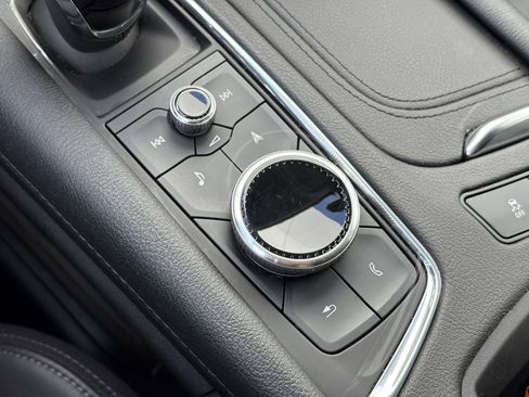 Certified 2024 Cadillac XT6 Premium Luxury image 29