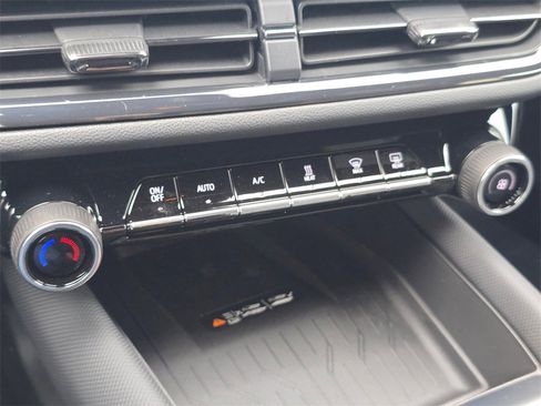 New 2026 Chevrolet Equinox EV RS image 36