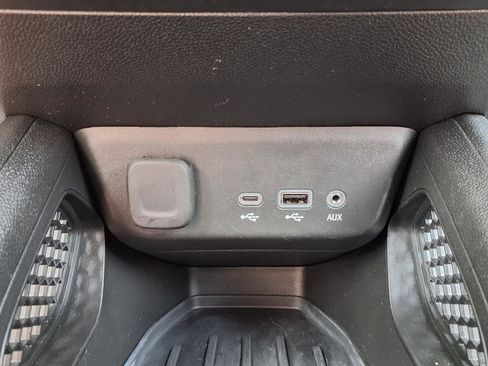 Used 2022 Chevrolet TrailBlazer LT w/ Convenience Package image 6