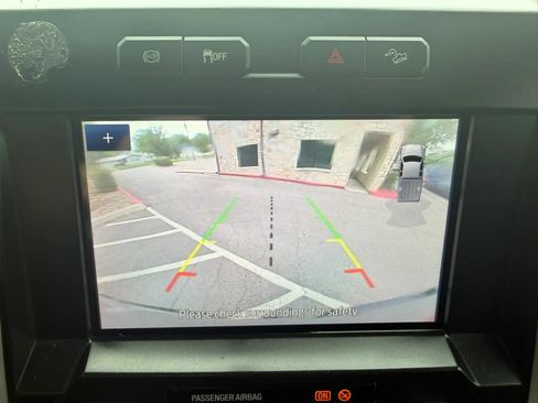 Used 2021 Ford F250 Lariat w/ FX4 Off-Road Package AWD/4WD image 23