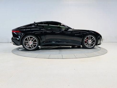 Used 2017 Jaguar F-TYPE R AWD/4WD image 2