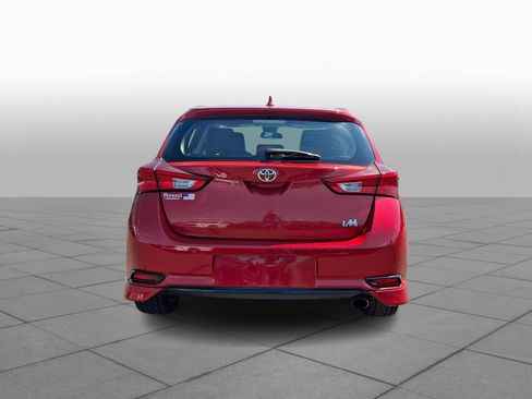 Used 2018 Toyota Corolla iM w/ All-Weather Mat Package FWD image 6