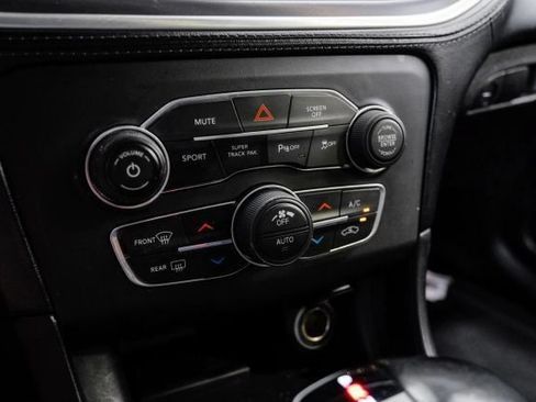Used 2019 Dodge Charger R/T w/ Plus Group RWD image 25