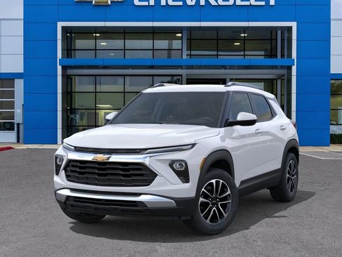 New 2026 Chevrolet TrailBlazer LT FWD image 6
