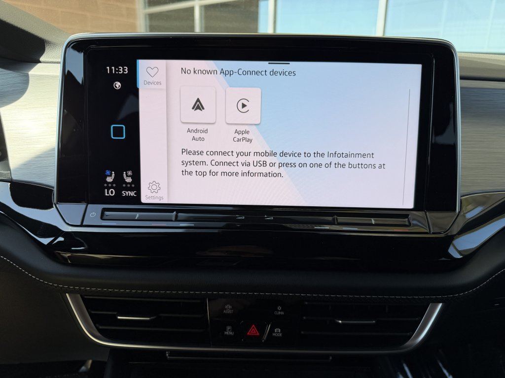 Used 2024 Volkswagen Atlas Cross Sport SE w/ Panoramic Sunroof Package FWD image 20