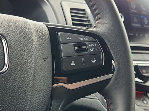 Used 2026 Honda Odyssey Sport-L image 19