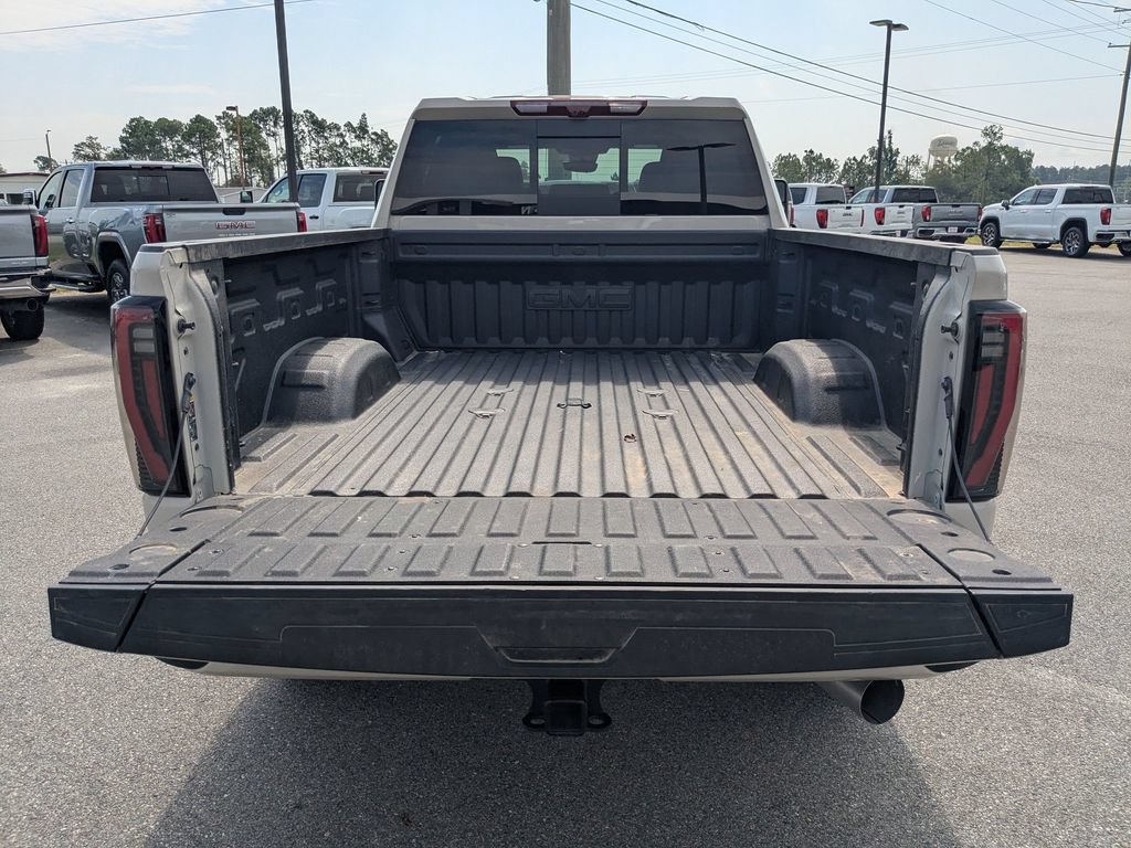 Used 2026 GMC Sierra 2500 AT4 w/ AT4 Premium Plus Package AWD/4WD image 12