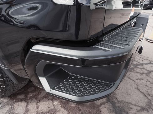 Used 2023 GMC Sierra 1500 Elevation image 47