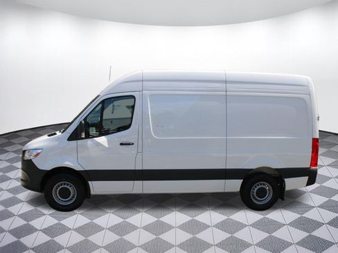 New 2026 Mercedes-Benz Sprinter 2500 image 2