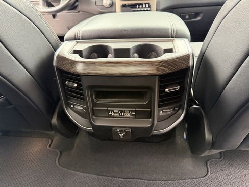 Used 2019 RAM 1500 Laramie image 35