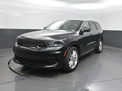 Used 2023 Dodge Durango GT RWD image 1