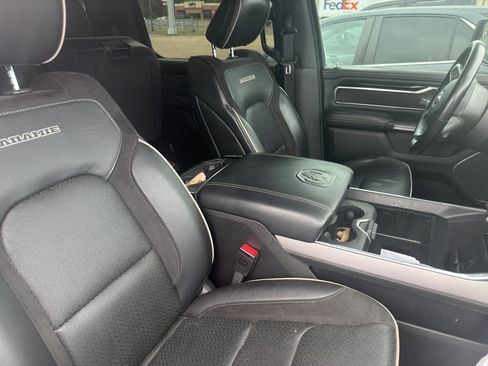 Used 2022 RAM 1500 Laramie AWD/4WD image 4