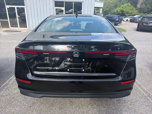 Used 2025 Honda Accord LX image 5