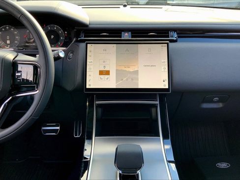 New 2026 Land Rover Range Rover Velar Dynamic SE image 7