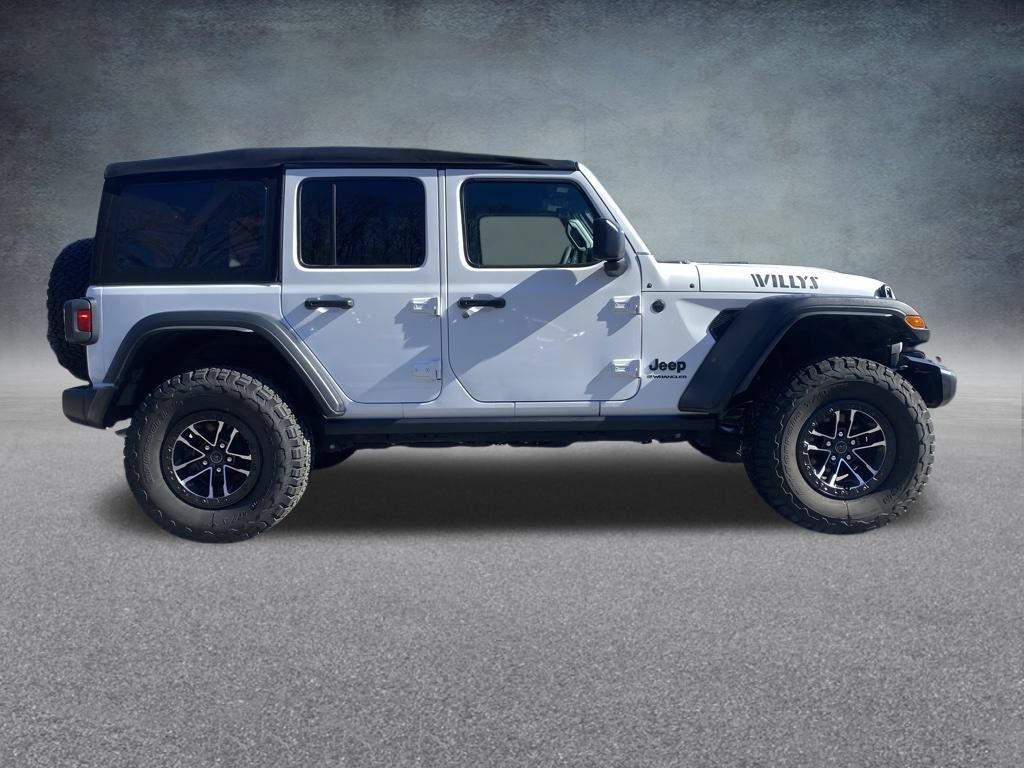 Used 2024 Jeep Wrangler Unlimited Sport AWD/4WD image 9