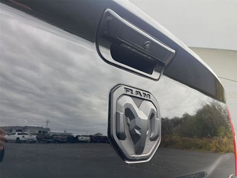 Used 2022 RAM 3500 Big Horn w/ Night Edition image 35