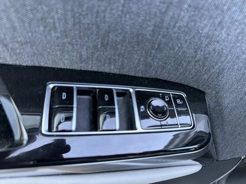 Used 2026 Cadillac Escalade Platinum Sport AWD/4WD image 9