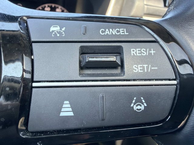 Used 2025 Honda Pilot Touring image 25