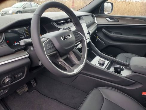 New 2026 Jeep Grand Cherokee L Limited AWD/4WD image 13