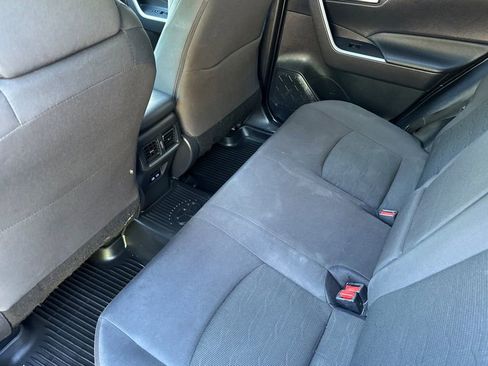 Used 2022 Toyota RAV4 SE w/ Convenience Package AWD/4WD image 12