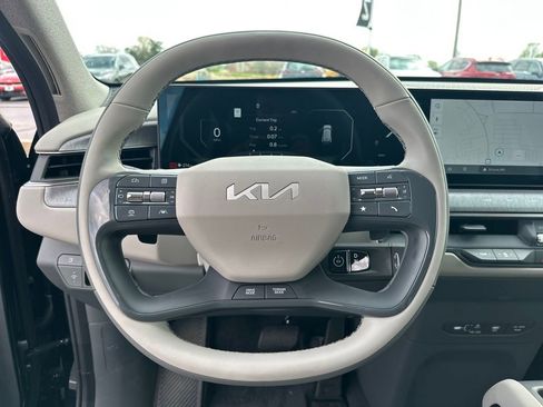 New 2026 Kia EV9 Wind image 16