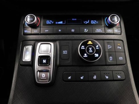 Used 2023 Hyundai Palisade Limited image 34