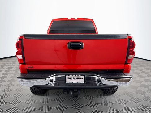 Used 2004 Chevrolet Silverado 2500 LS w/ Skid Plate Package AWD/4WD image 6