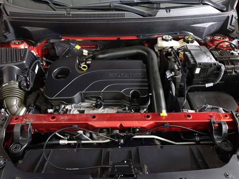 Used 2023 GMC Terrain SLE w/ Driver Convenience Package image 21