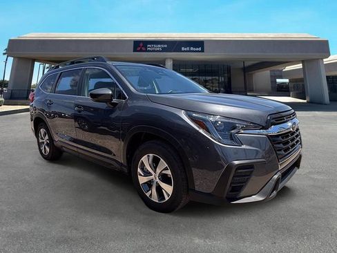 Used 2024 Subaru Ascent Premium w/ Convenience Package AWD/4WD image 4
