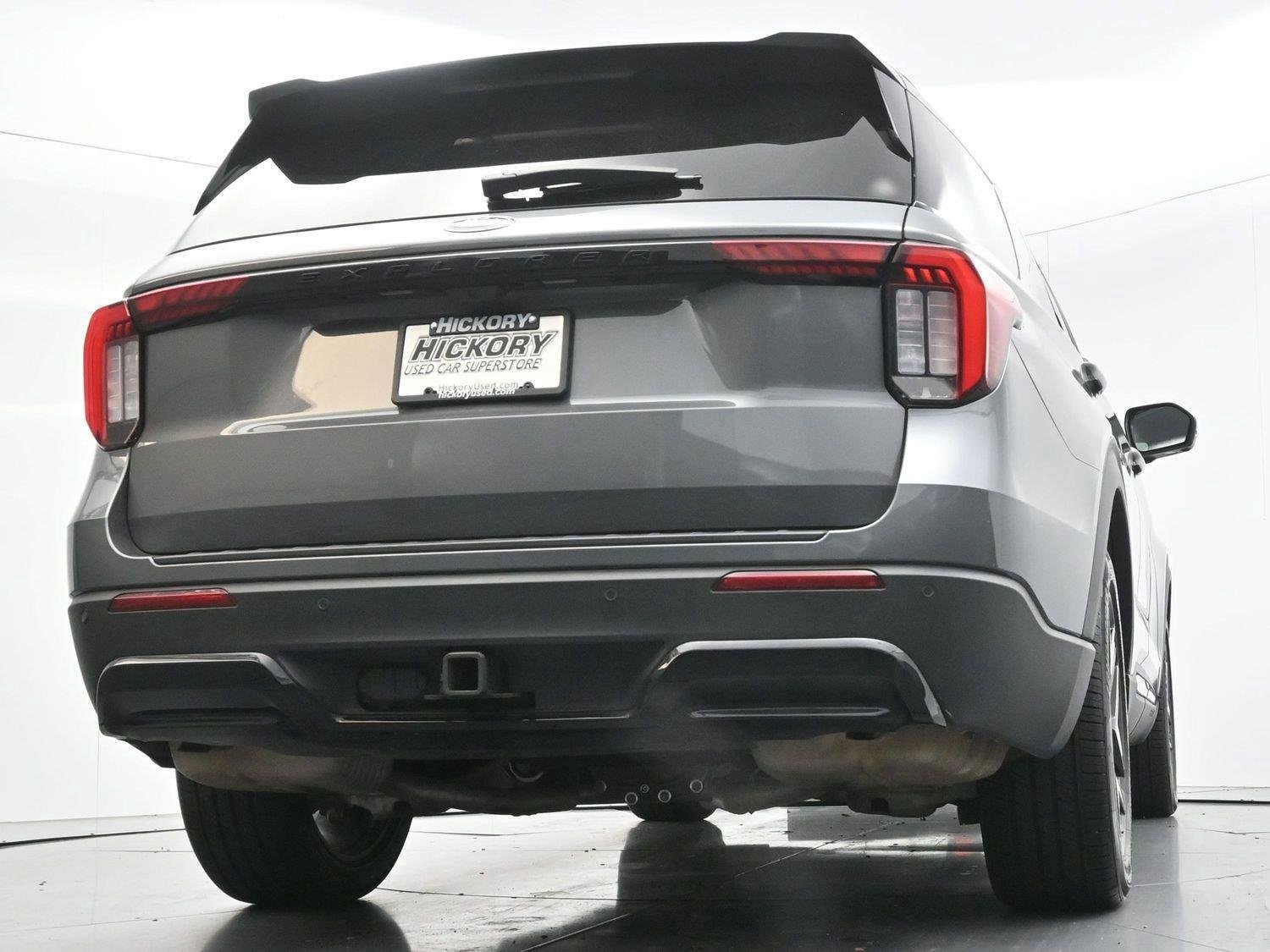 Used 2025 Ford Explorer ST-Line w/ Premium Package RWD image 49