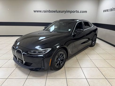 Used 2023 BMW i4 eDrive35 RWD image 3