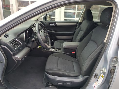 Used 2019 Subaru Outback 2.5i Premium image 25
