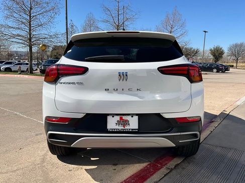Used 2025 Buick Encore GX Preferred image 7