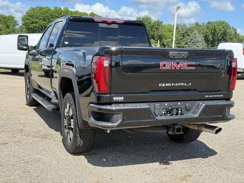 Used 2024 GMC Sierra 2500 Denali w/ Denali Reserve Package AWD/4WD image 6