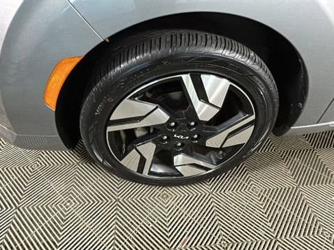 Used 2023 Kia Soul GT-Line FWD image 10