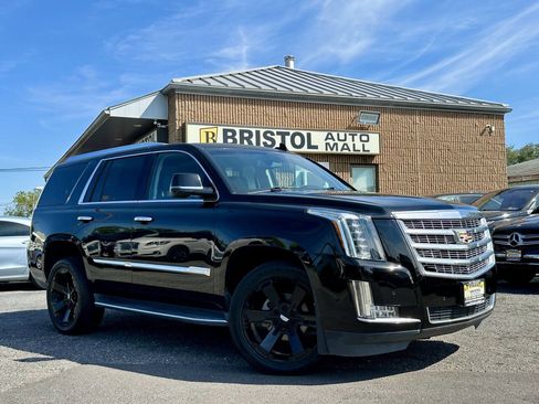 Used 2018 Cadillac Escalade 4WD image 42