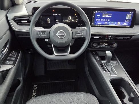 New 2026 Nissan Kicks SV FWD image 7