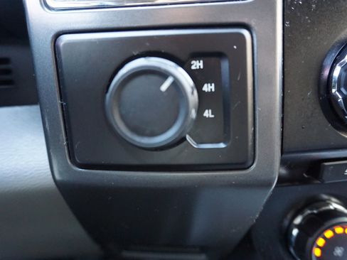 Used 2015 Ford F150 XLT w/ Equipment Group 301A Mid image 37