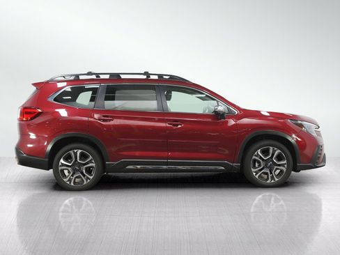 Used 2023 Subaru Ascent Limited w/ Technology Package AWD/4WD image 6
