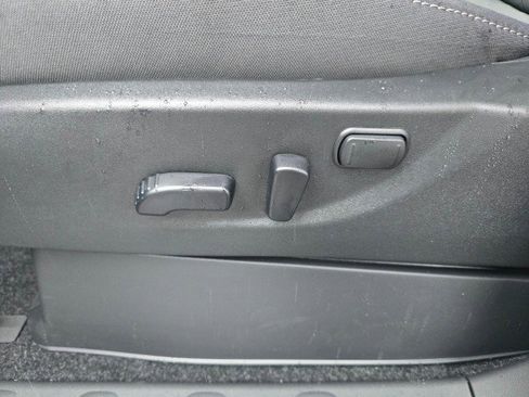 New 2026 Nissan Frontier SV w/ SV Convenience Package image 25