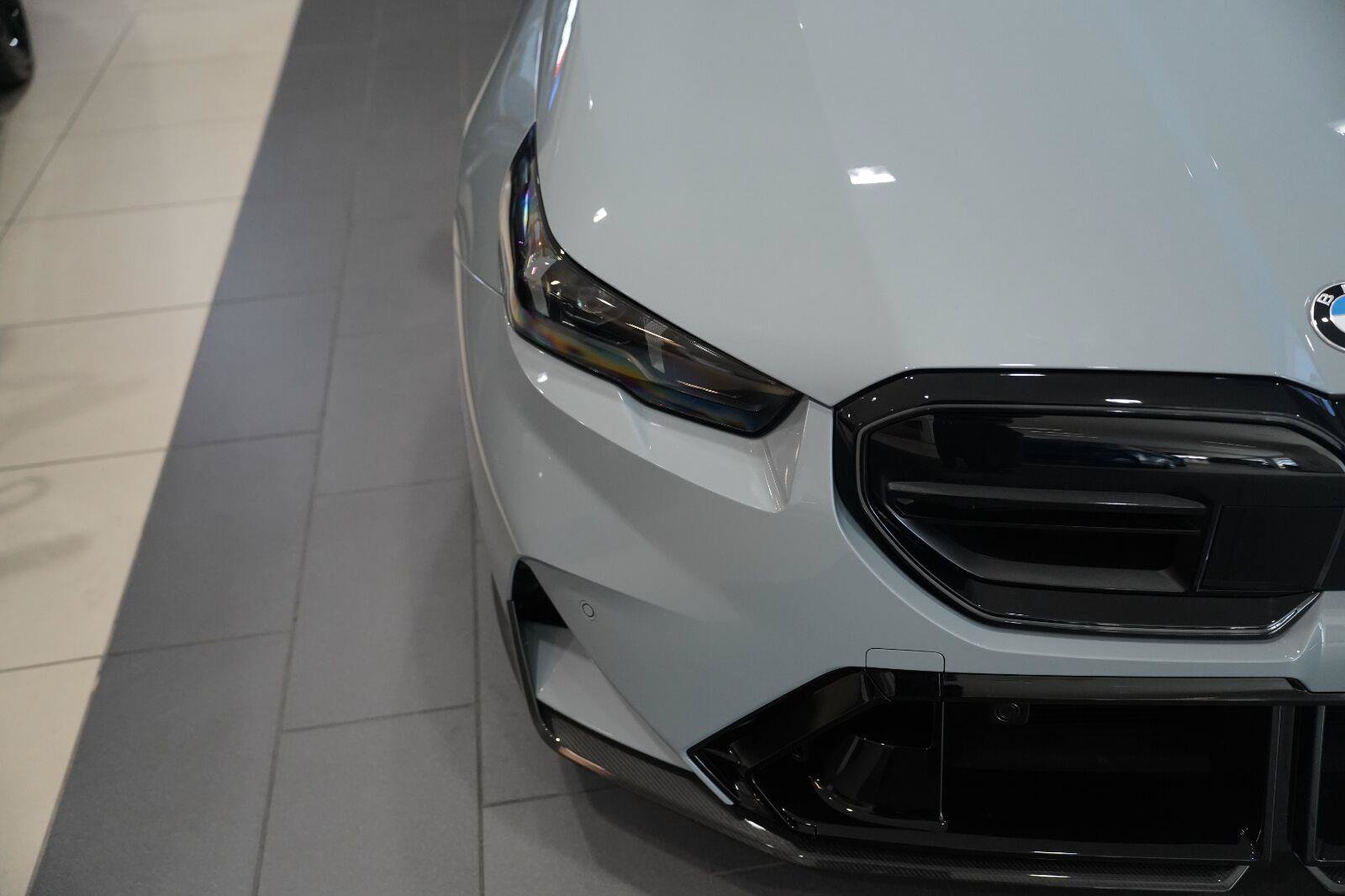 New 2027 BMW M5 Touring AWD/4WD image 30